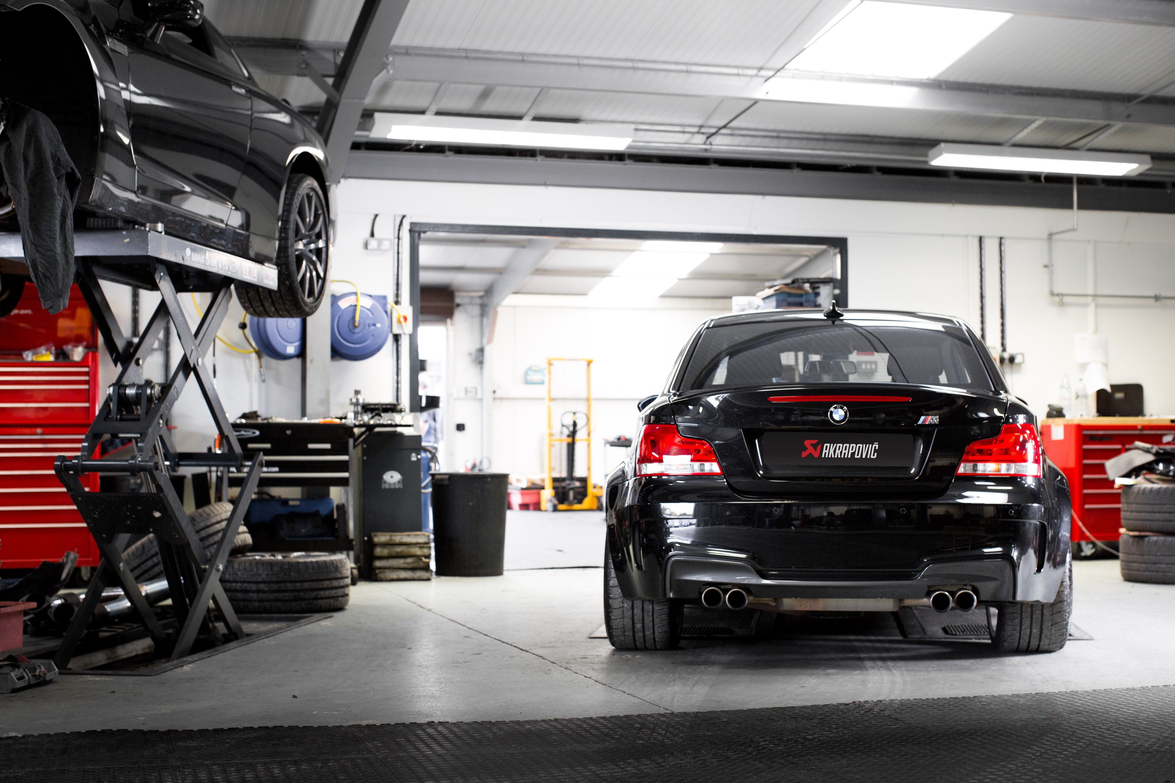 Chris Harris’ BMW 1M Akrapovic Install